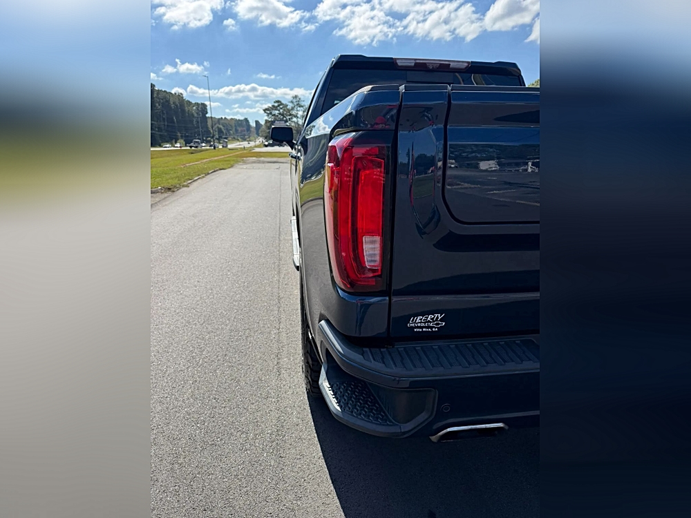 GMC Sierra photo 12