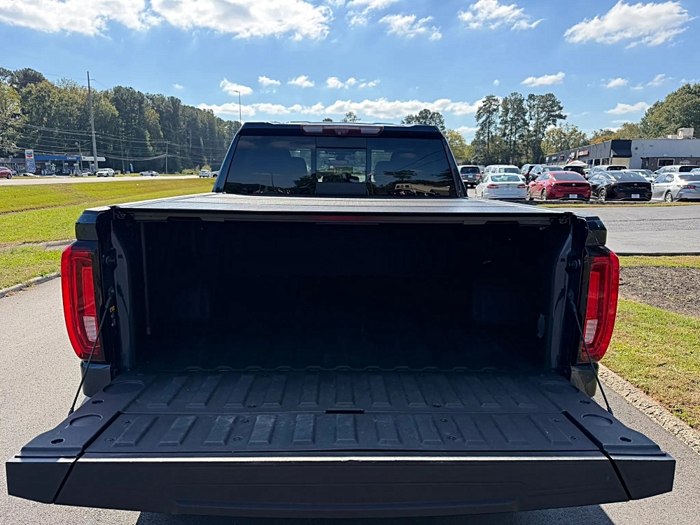 GMC Sierra photo 15