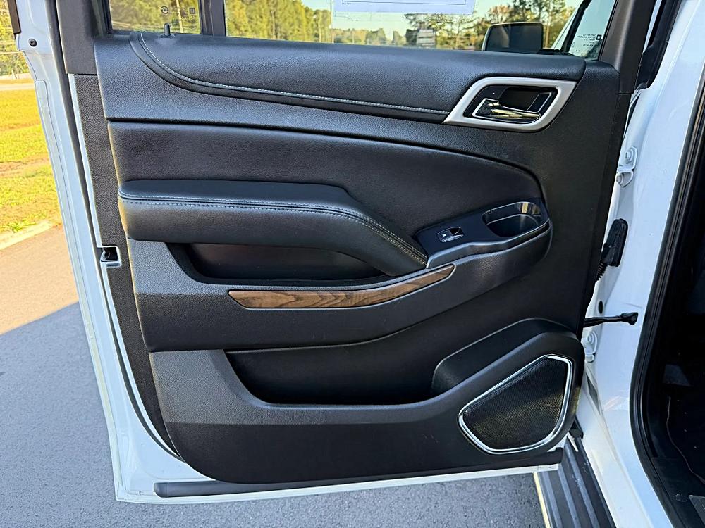GMC Yukon XL photo 45