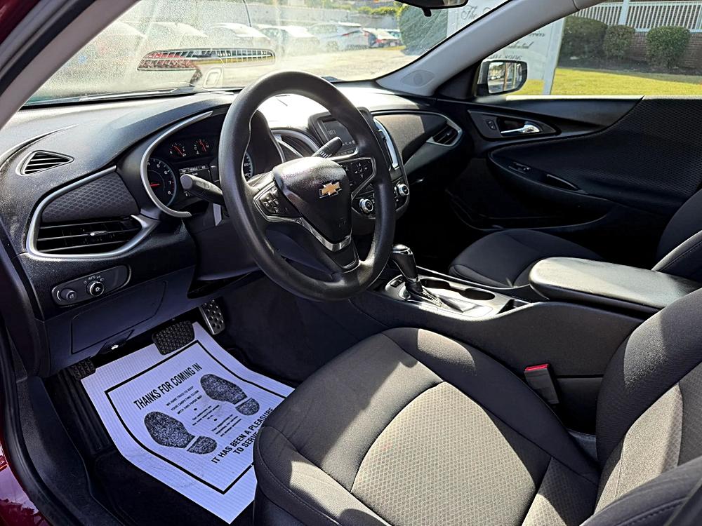 Chevrolet Malibu photo 15