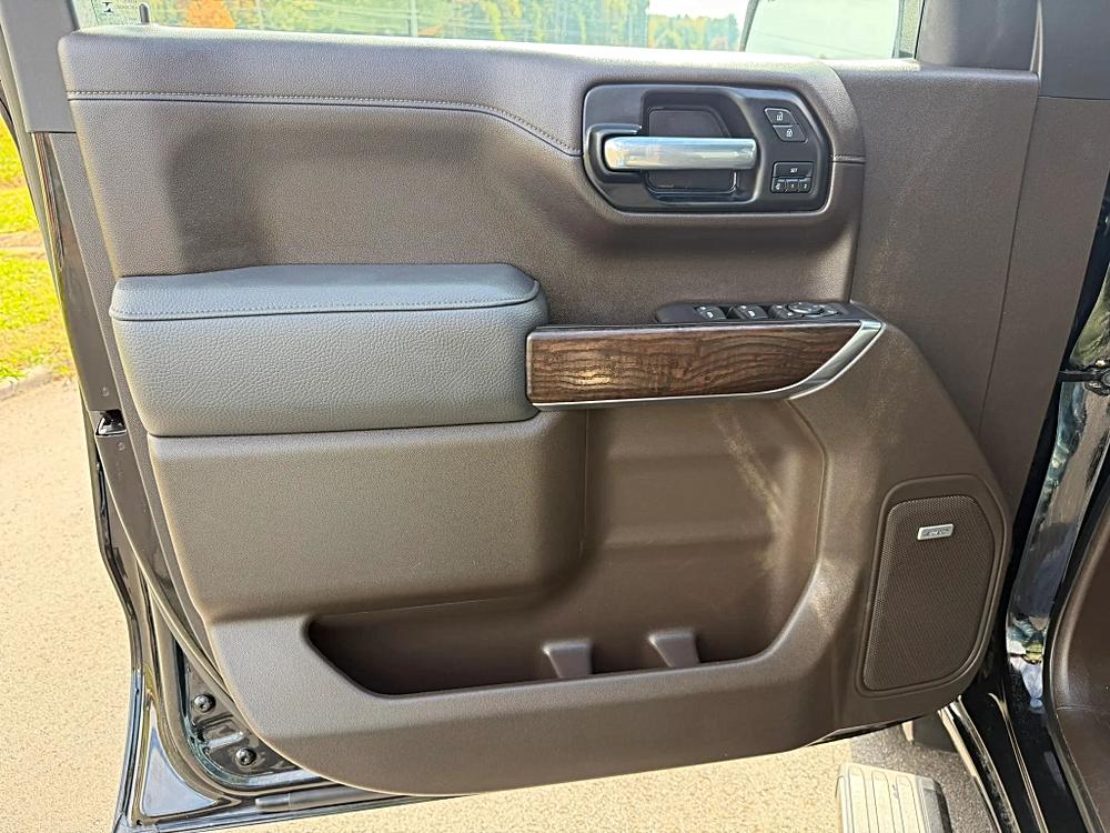 GMC Sierra photo 169