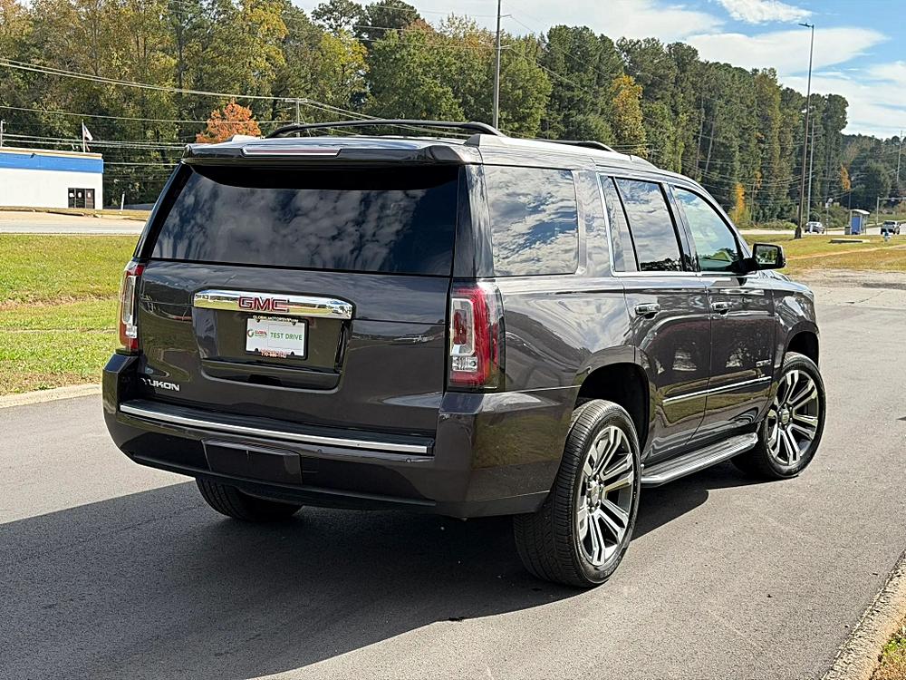 GMC Yukon photo 14