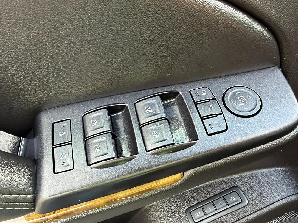 GMC Yukon photo 21
