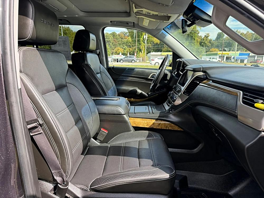 GMC Yukon photo 24