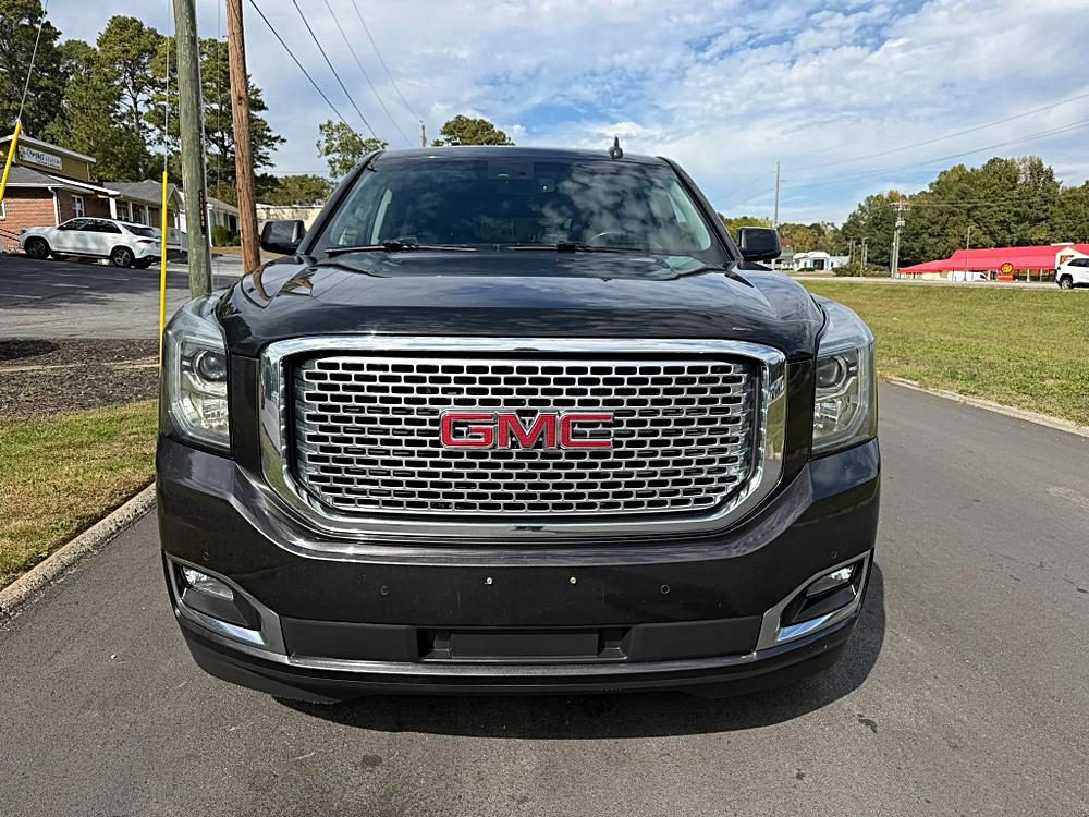 GMC Yukon photo 5