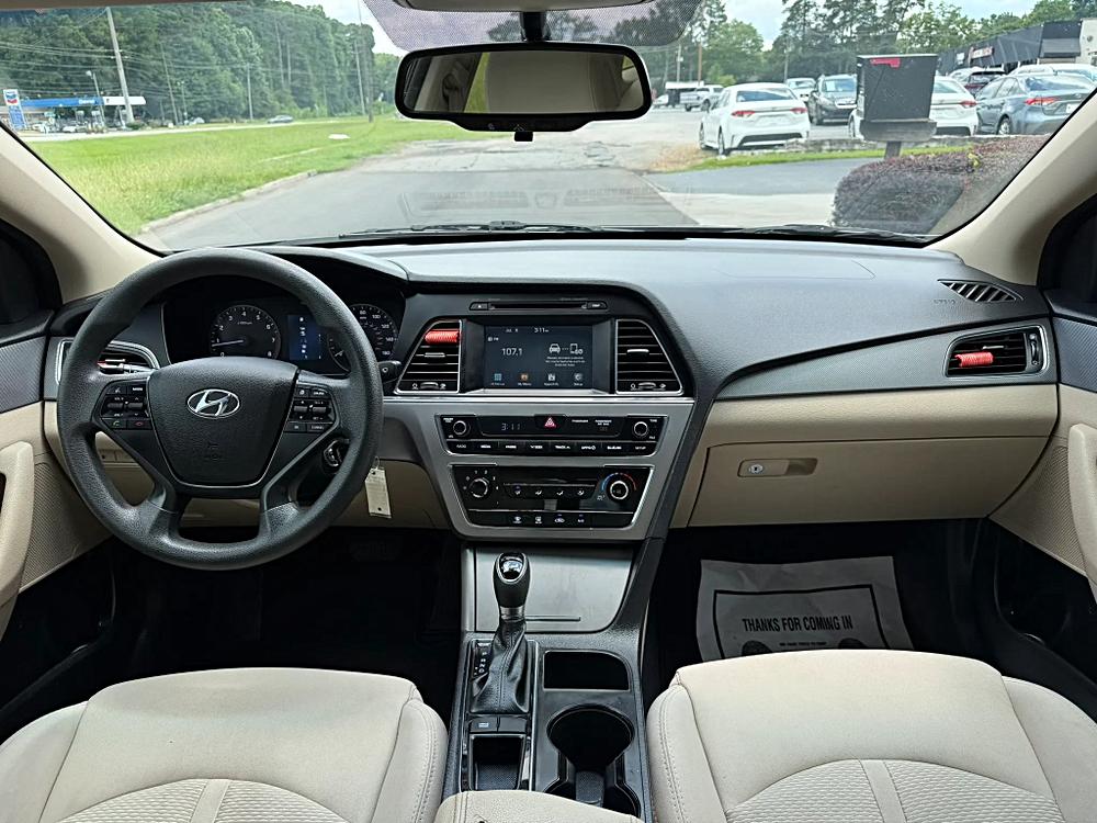 Hyundai Sonata photo 23