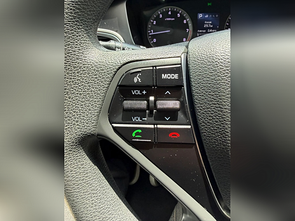 Hyundai Sonata photo 27