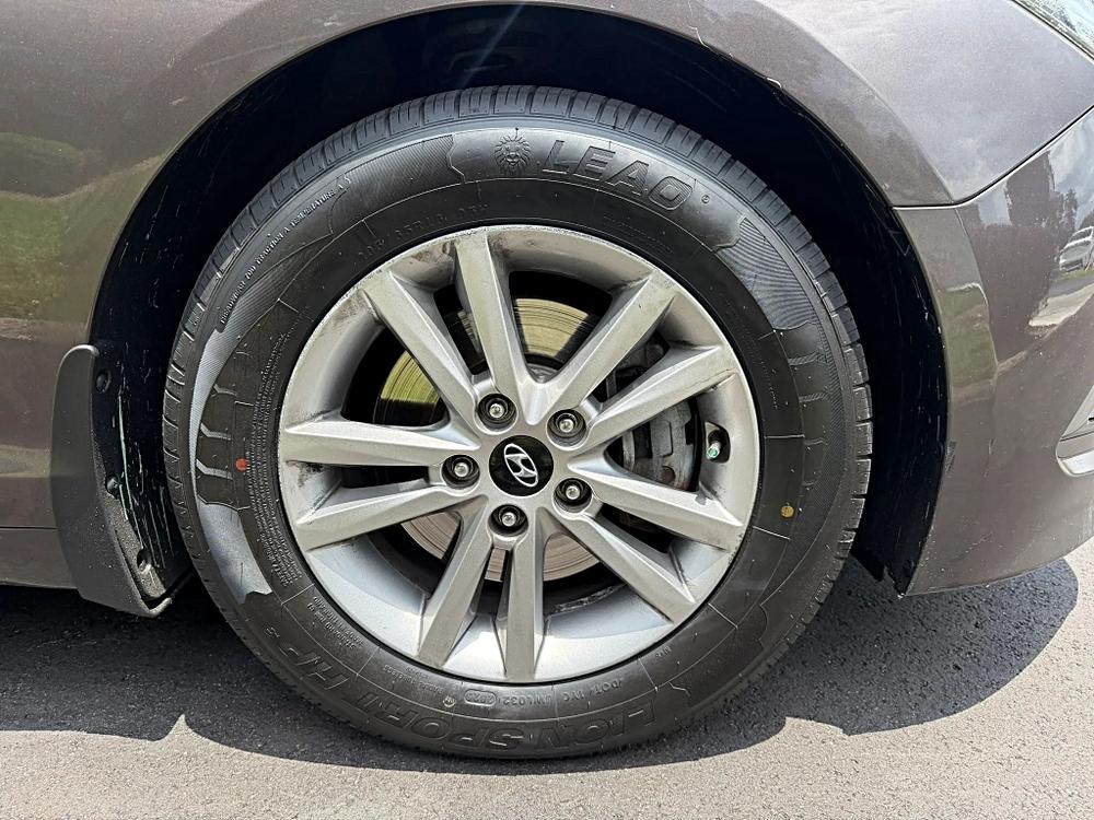 Hyundai Sonata photo 36