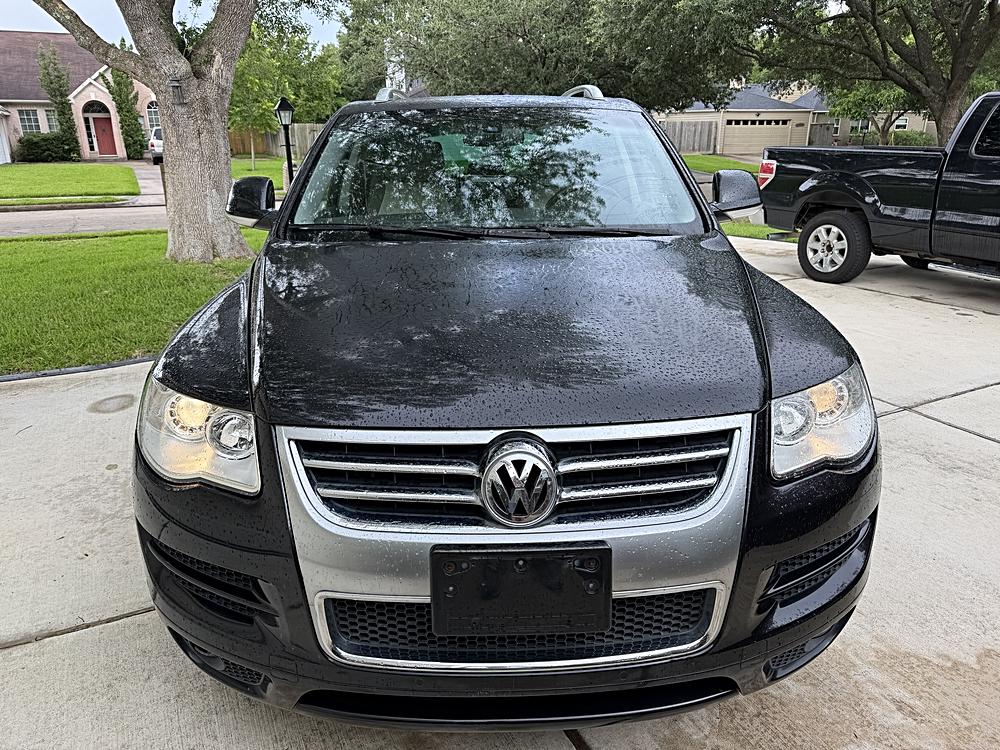 2009 Volkswagen Touareg VR6's photo