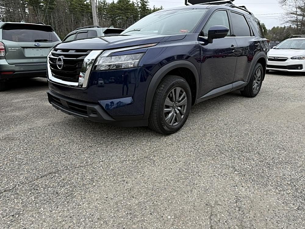 2022 Nissan Pathfinder SV 4WD's photo