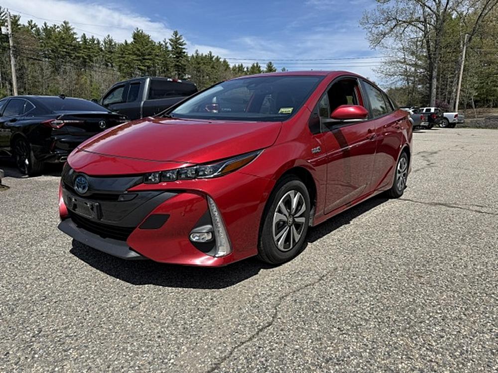 2021 Toyota Prius Prime Limited's photo