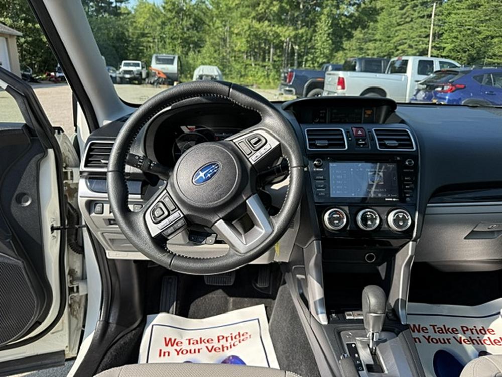 2017 Subaru Forester Limited - Photo 9