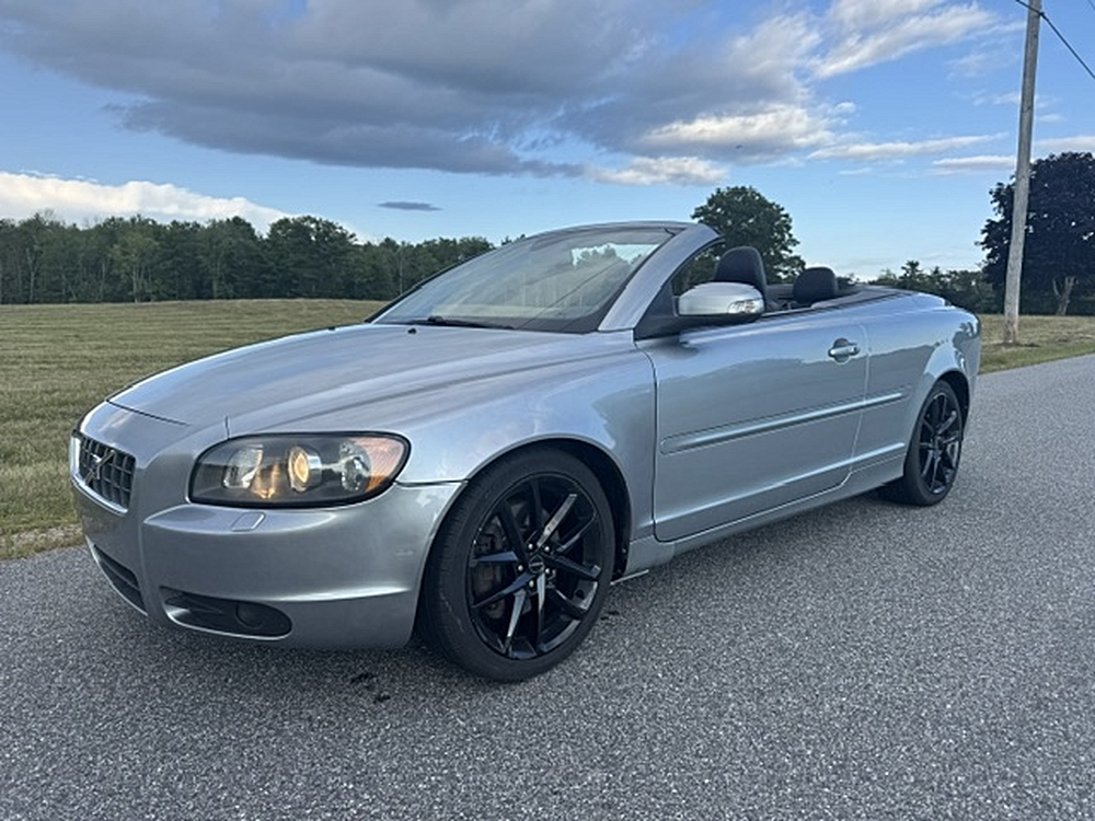 2010 Volvo C70 T5