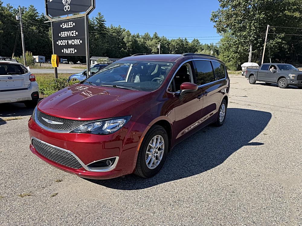 2021 Chrysler Voyager