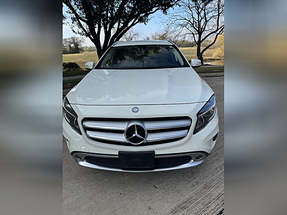 2017 Mercedes-Benz GLA-Class GLA250's photo