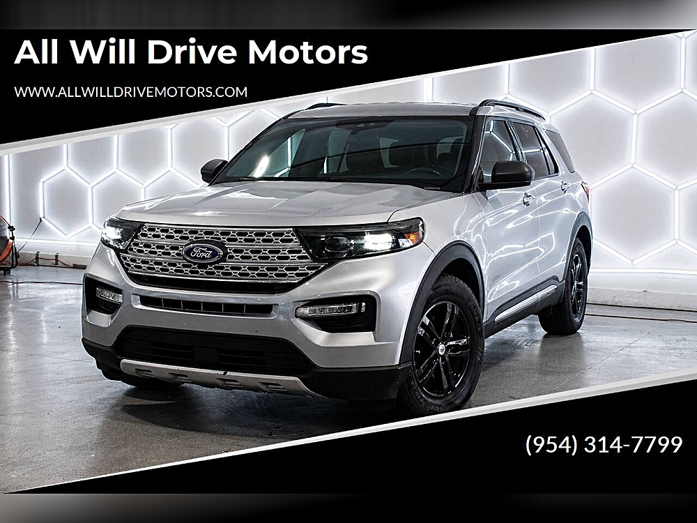 2022 Ford Explorer XLT RWD's photo