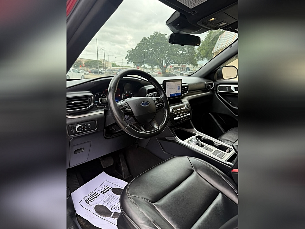 2020 Ford Explorer XLT - Photo 10