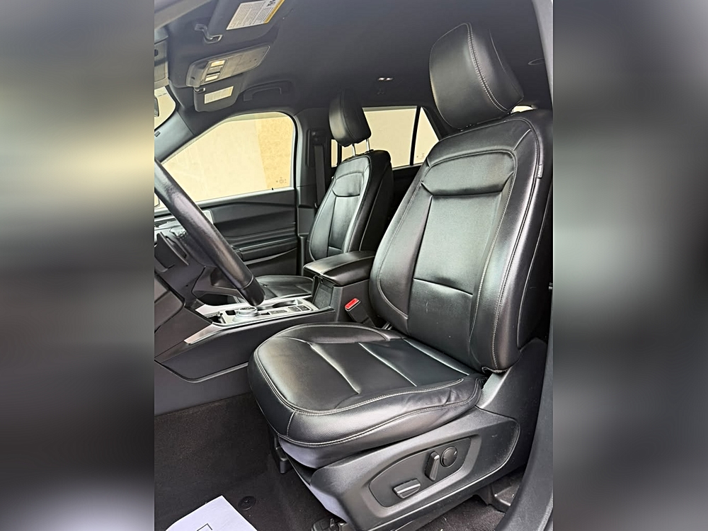 2020 Ford Explorer XLT - Photo 11