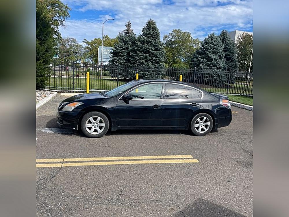 2009 Nissan Altima's photo