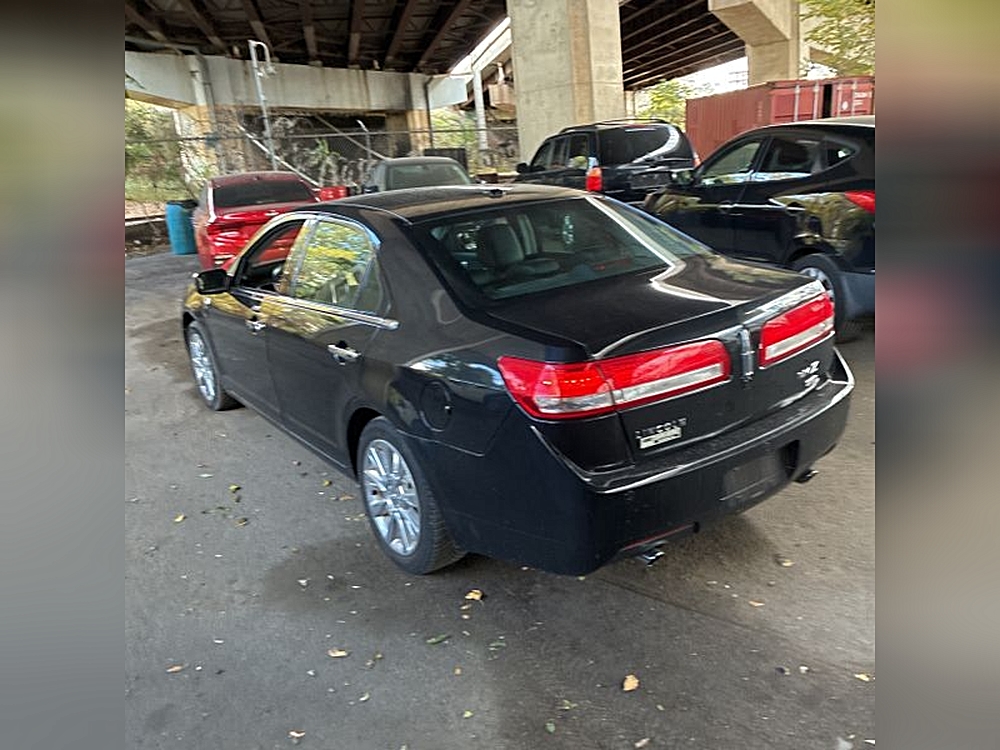 2010 Lincoln MKZ Base