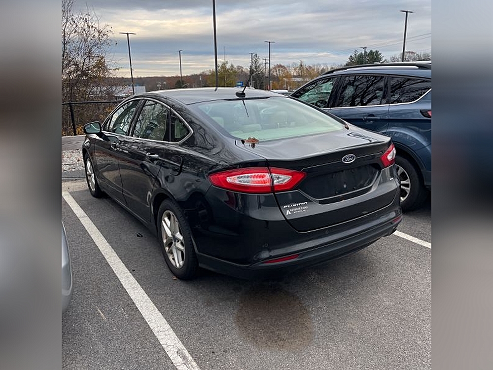 2013 Ford Fusion SE