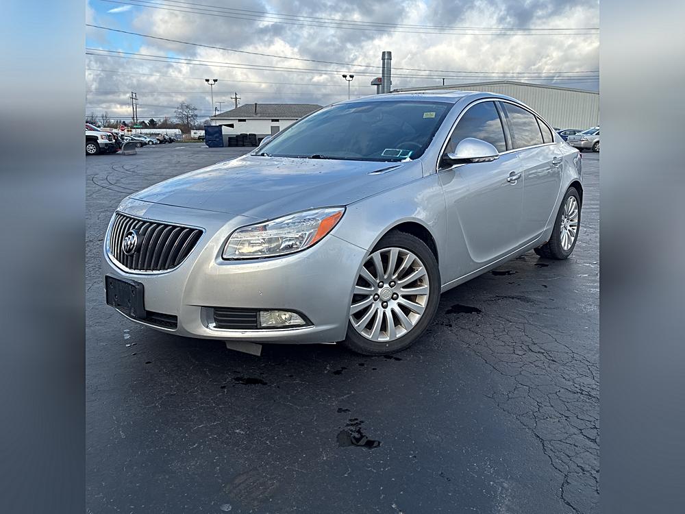 2012 Buick Regal Premium 1's photo