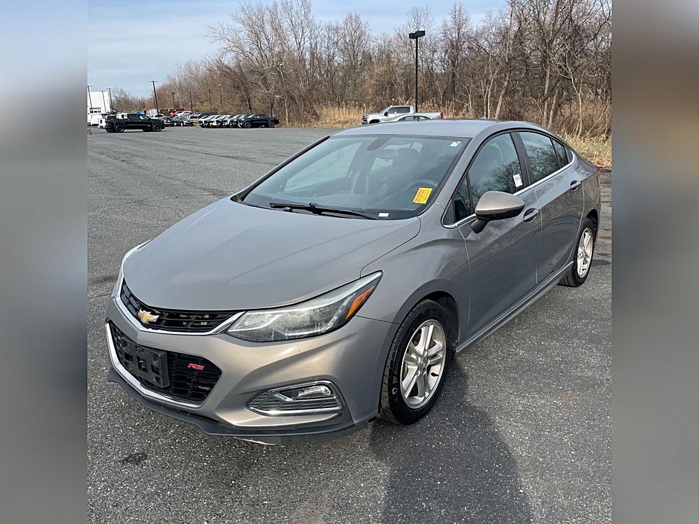 2017 Chevrolet Cruze LT's photo