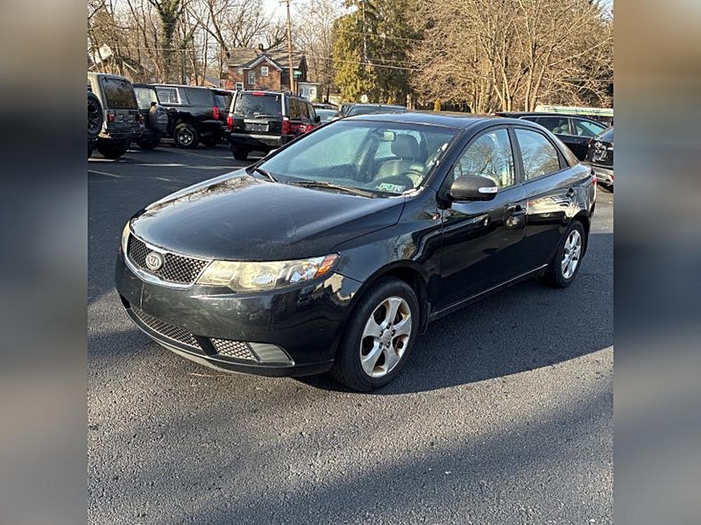 2010 Kia Forte EX's photo