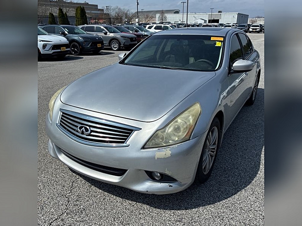 2011 INFINITI G 25 Journey's photo