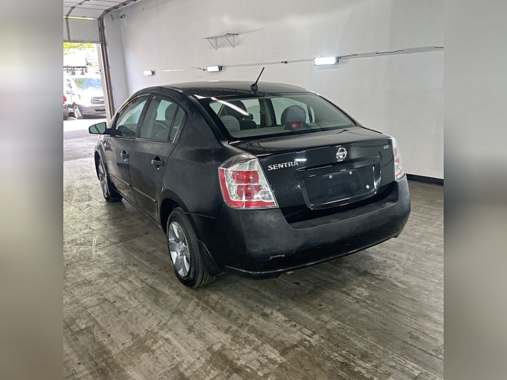 2009 Nissan Sentra's photo