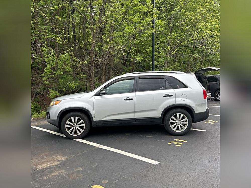 2011 Kia Sorento LX V6 AT 4WD's photo