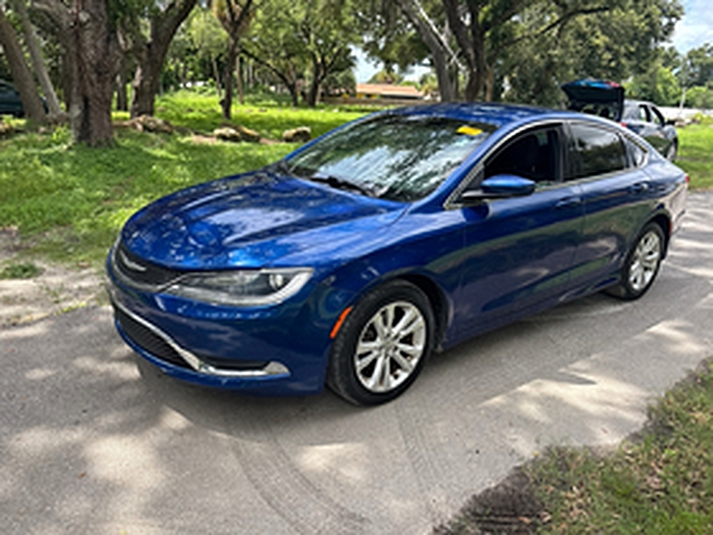 2015 Chrysler 200