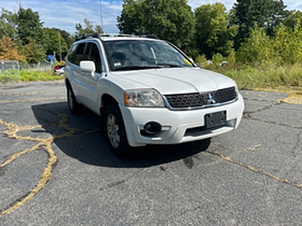 2011 Mitsubishi Endeavor SE