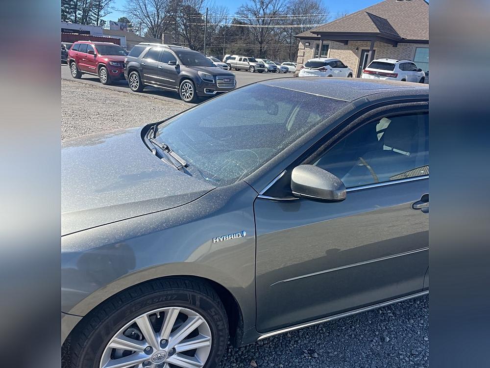 Image 2 of 2013 Toyota Camry Hybrid LE