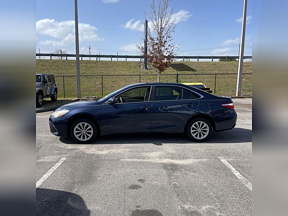 Image 3 of 2015 Toyota Camry XLE