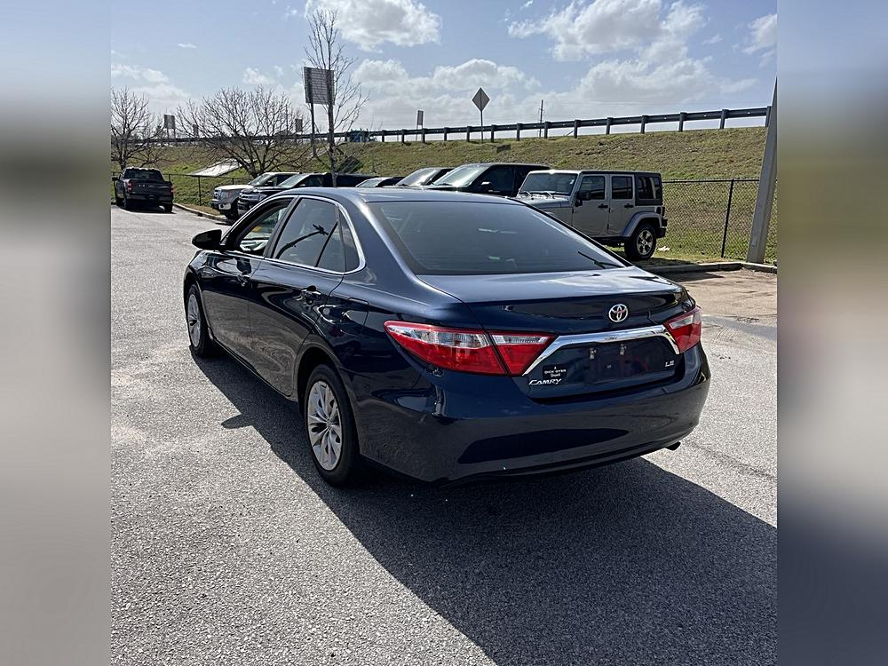 Image 5 of 2015 Toyota Camry XLE