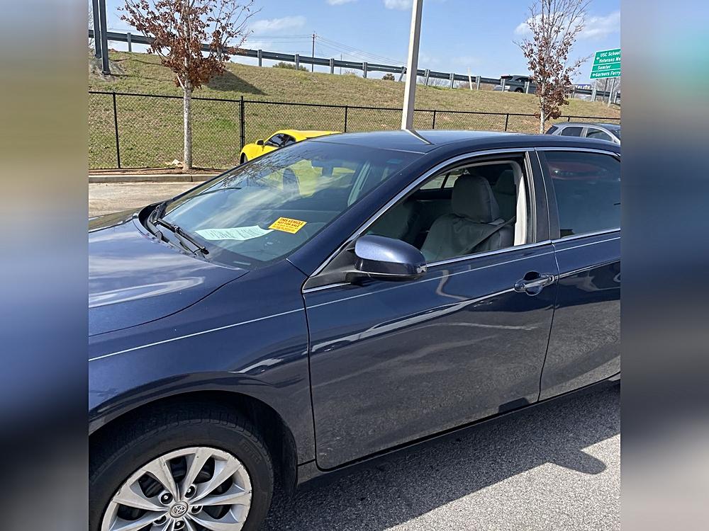 Image 2 of 2015 Toyota Camry XLE