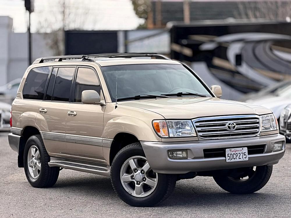 2003 Toyota Land Cruiser Base