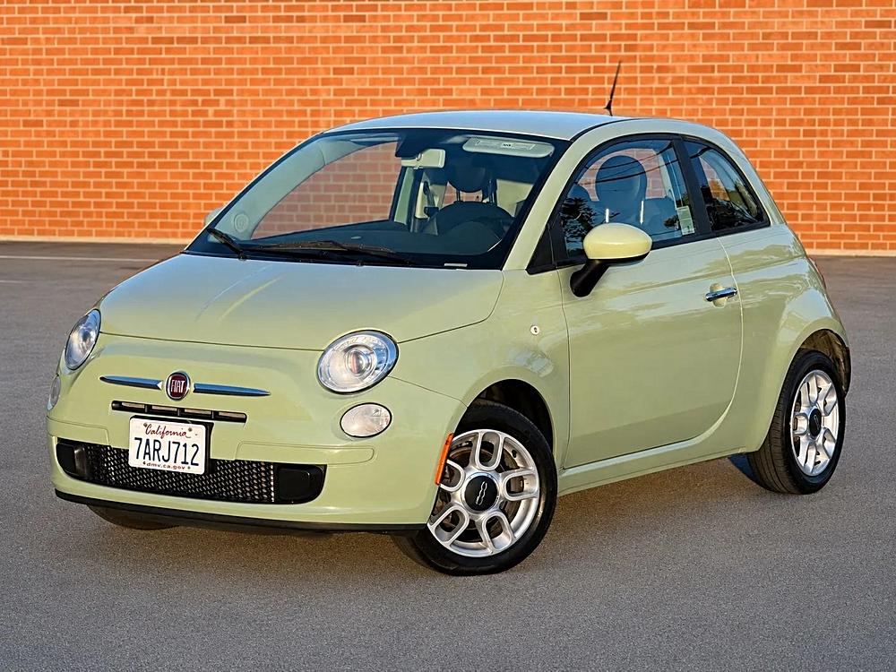 2013 FIAT 500 Pop's photo