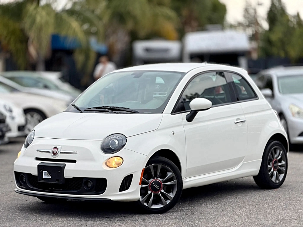 2018 FIAT 500 Pop's photo
