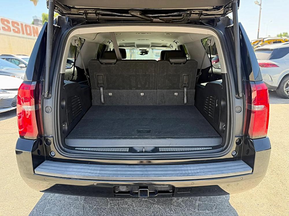 2018 Chevrolet Suburban LT - Photo 26