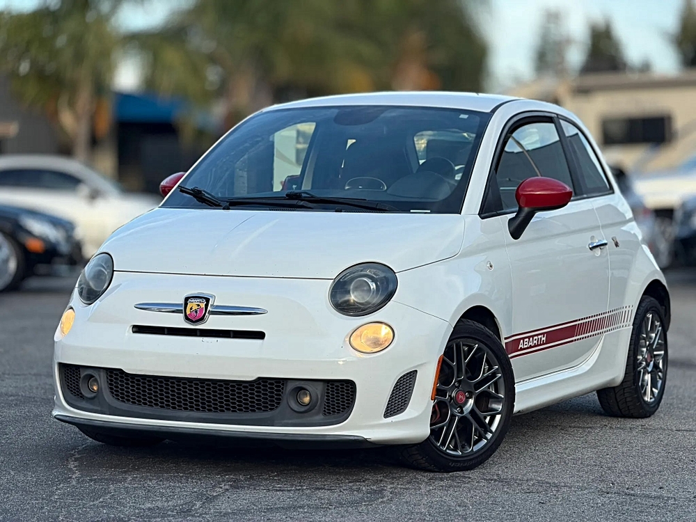 2018 FIAT 500 Pop's photo