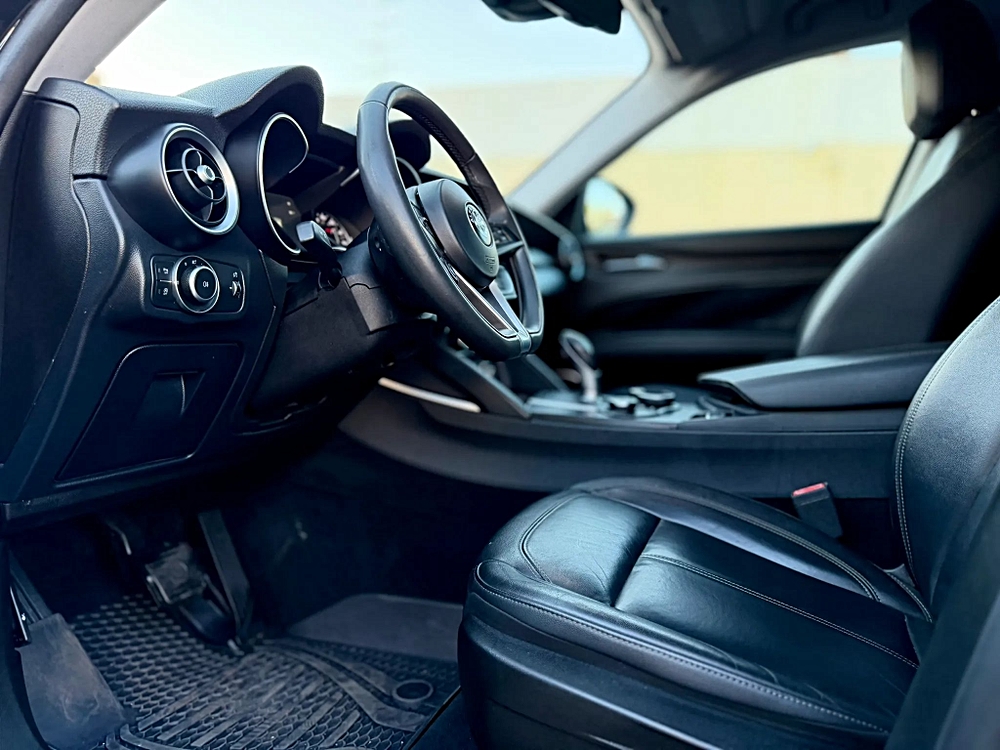2018 Alfa Romeo Stelvio Base - Photo 16