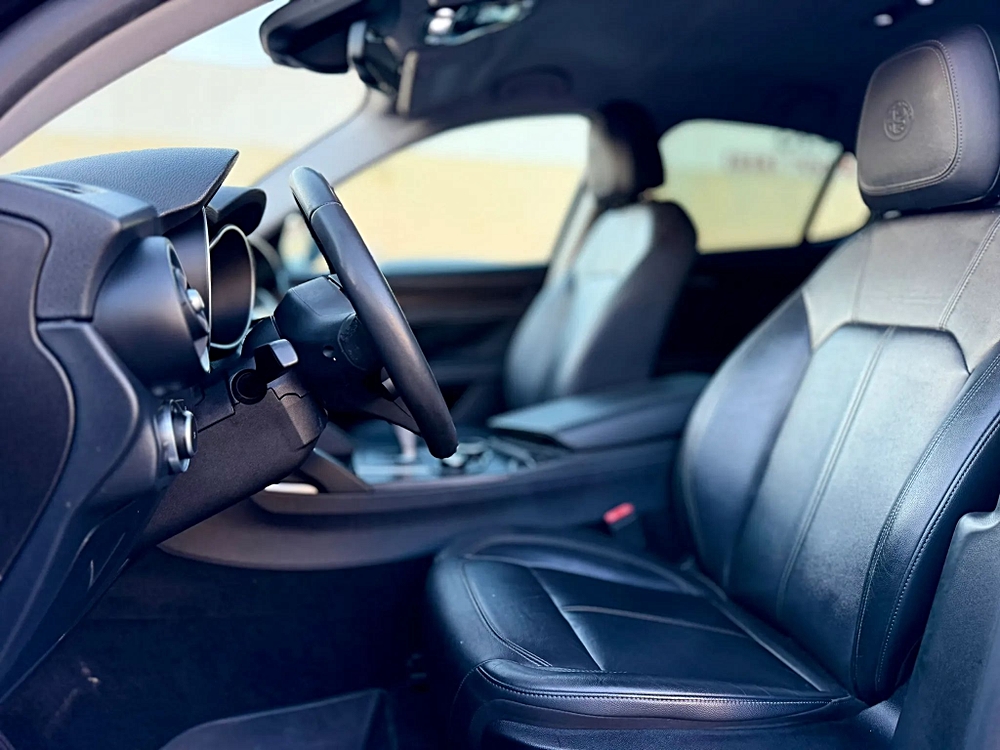 2018 Alfa Romeo Stelvio Base - Photo 17