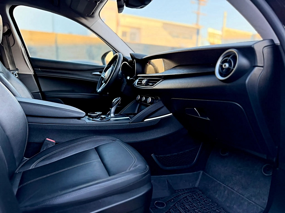 2018 Alfa Romeo Stelvio Base - Photo 23