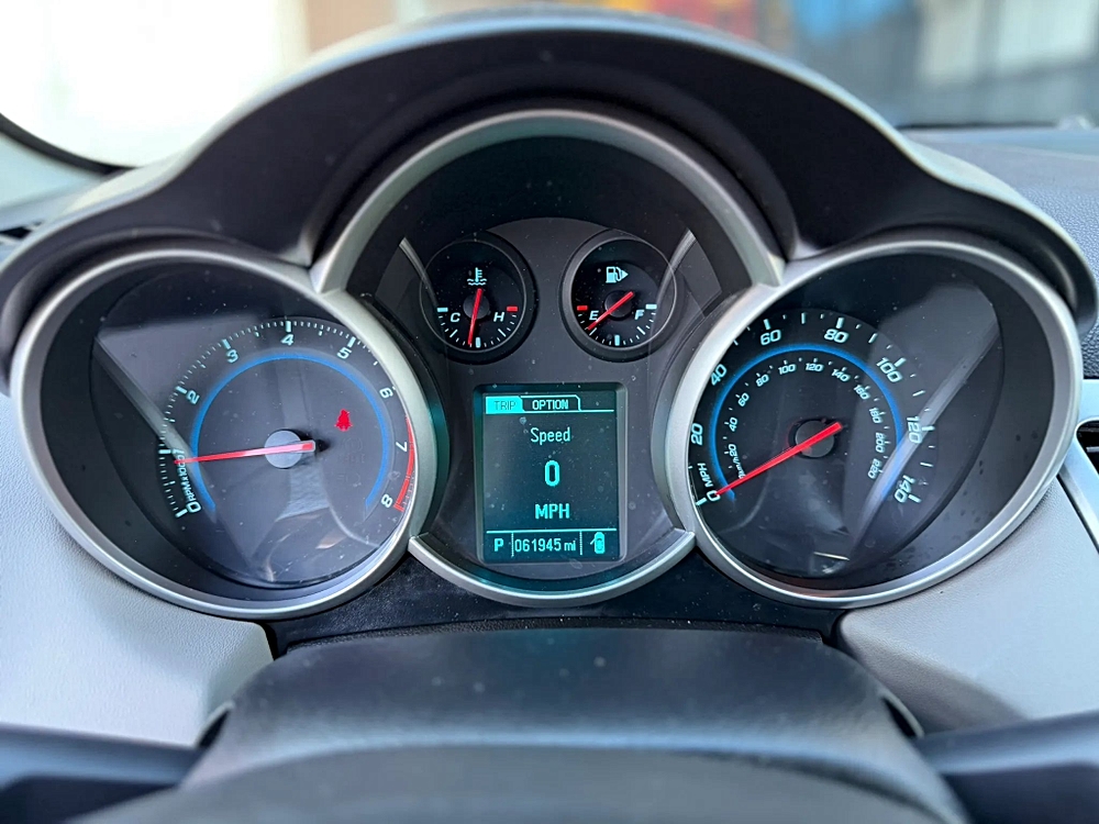 2014 Chevrolet Cruze LS - Photo 15