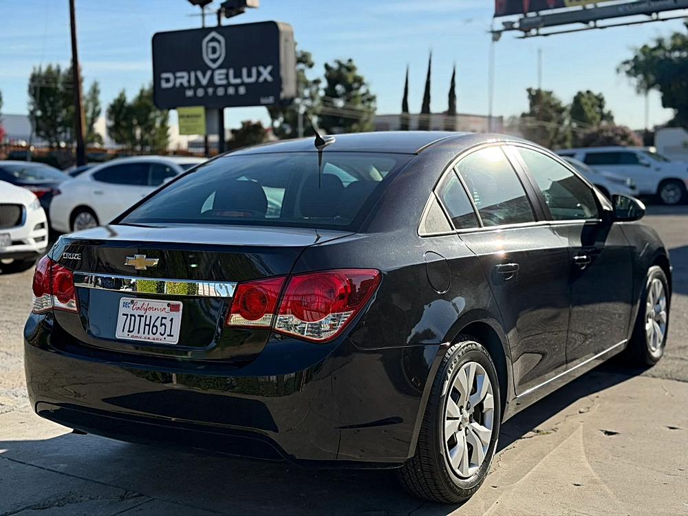 2014 Chevrolet Cruze LS - Photo 7