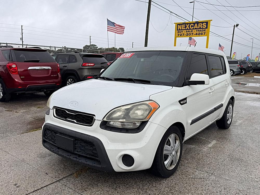 2013 Kia Soul Base's photo