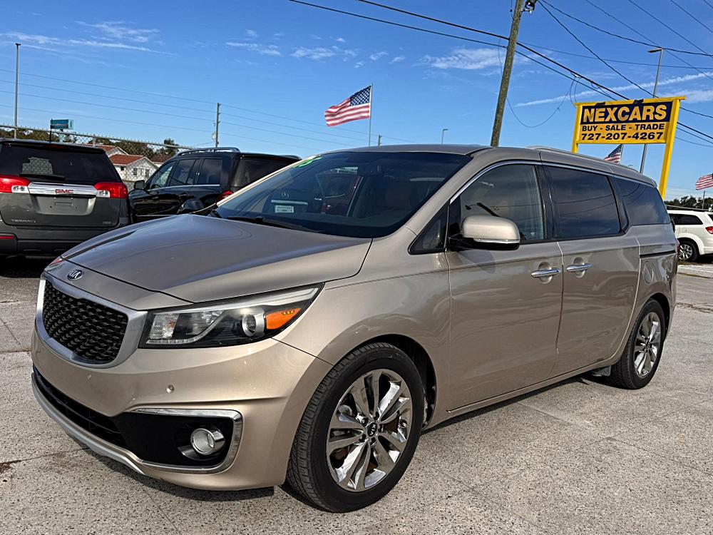 2015 Kia Sedona SX Limited's photo