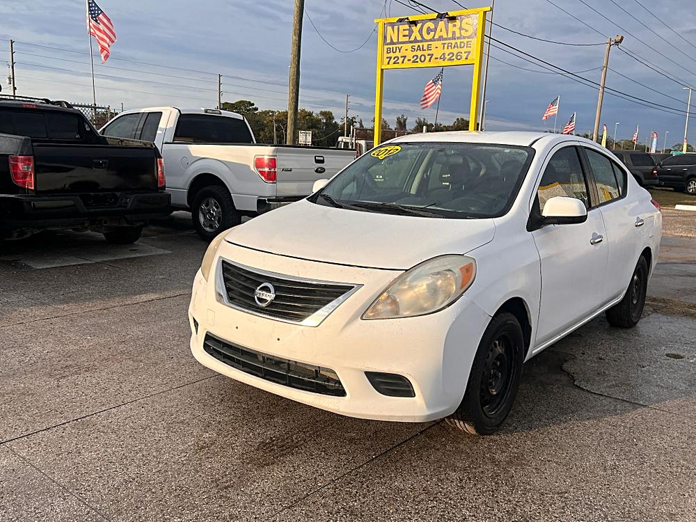 2012 Nissan Versa SV